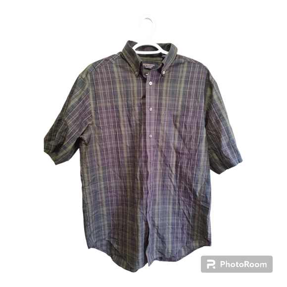 ROUNDTREE & YORKE Mens Plaid Button Down Short Sleeve Shirt Size Medium - Picture 1 of 6